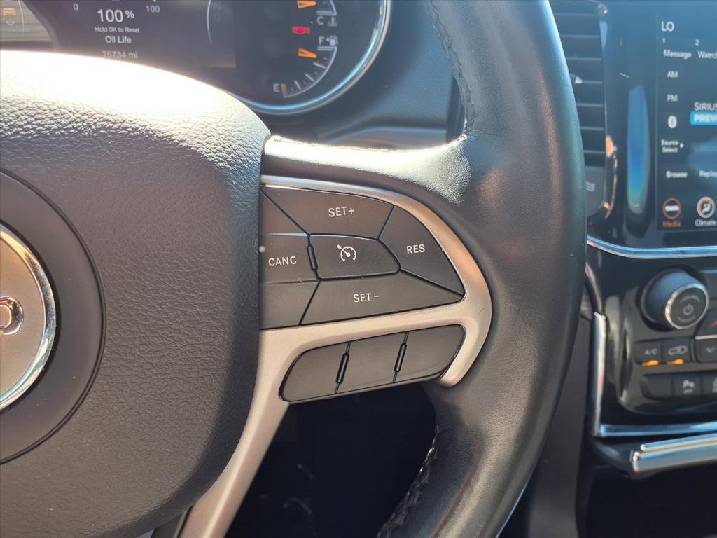 Used 2021 Jeep Grand Cherokee Laredo X image 13