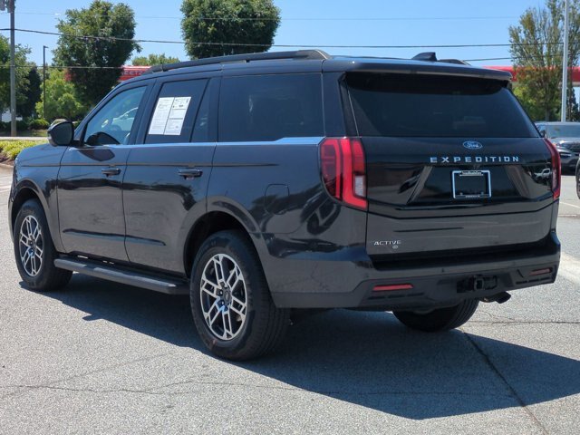 Certified 2025 Ford Expedition Active RWD image 6
