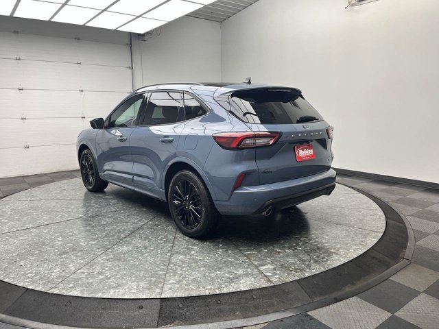Certified 2025 Ford Escape ST-Line Elite w/ Premium Technology Package AWD/4WD image 2