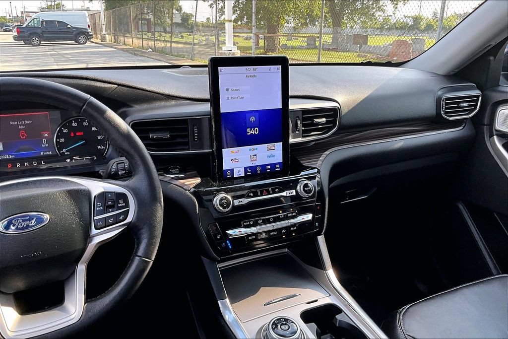 Certified 2023 Ford Explorer Limited w/ Limited Technology Package AWD/4WD image 6