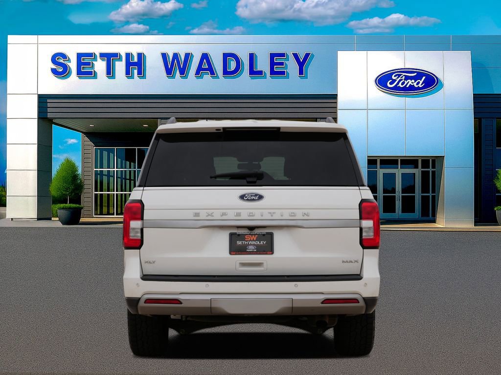Certified 2024 Ford Expedition Max XLT image 4