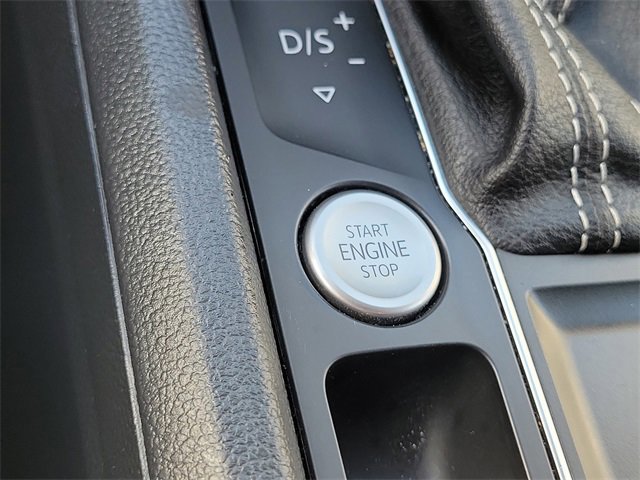 Used 2023 Volkswagen Atlas SE image 16