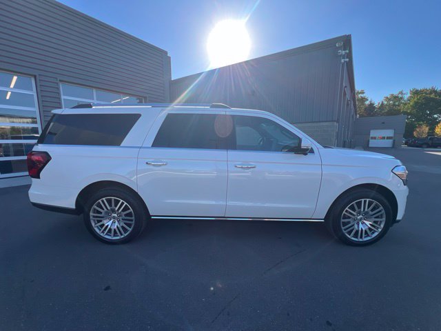 Certified 2023 Ford Expedition Max Limited AWD/4WD image 4