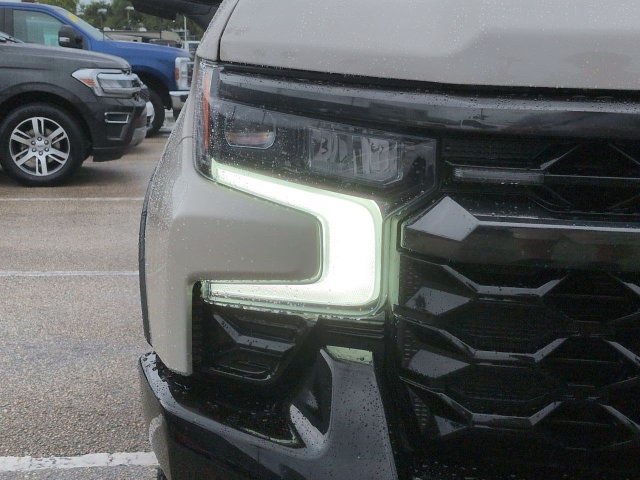 Used 2026 Chevrolet Silverado 1500 ZR2 AWD/4WD image 10