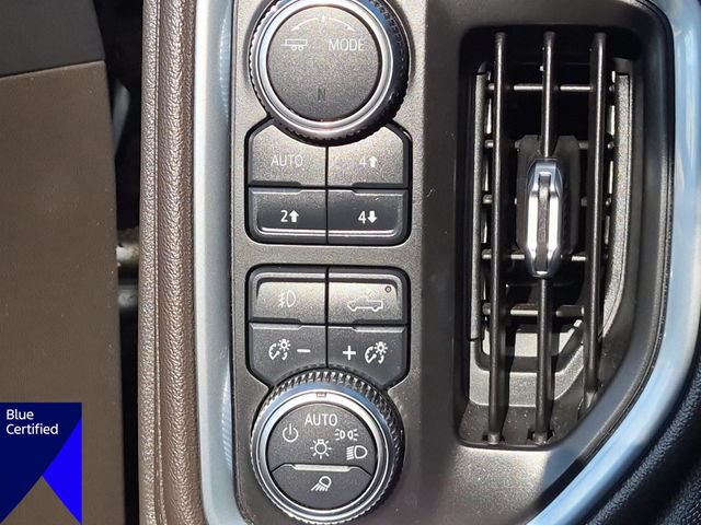 Used 2021 GMC Sierra 1500 SLT w/ SLT Premium Plus Package AWD/4WD image 17