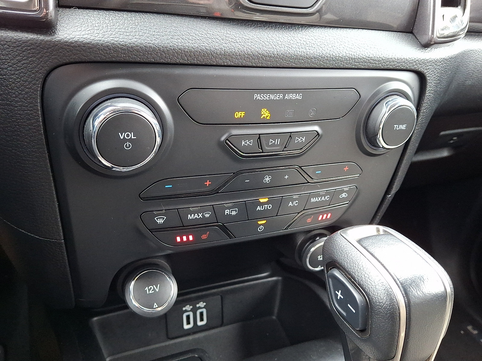 Certified 2019 Ford Ranger Lariat w/ Equipment Group 501A Mid AWD/4WD image 18