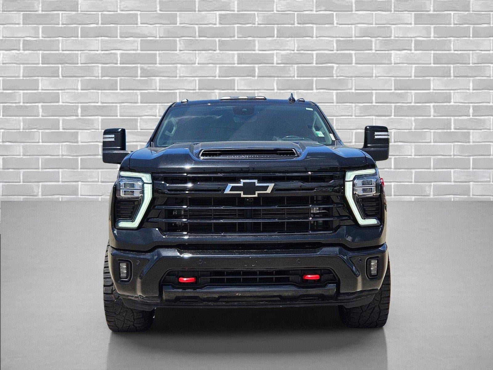 Used 2025 Chevrolet Silverado 2500 LTZ w/ Trail Boss Package AWD/4WD image 2