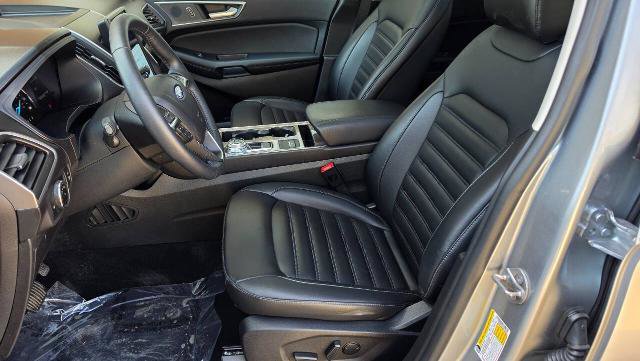 Certified 2024 Ford Edge SEL w/ Convenience Package AWD/4WD image 11