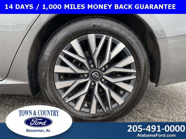 Used 2024 Nissan Altima 2.5 SV image 10