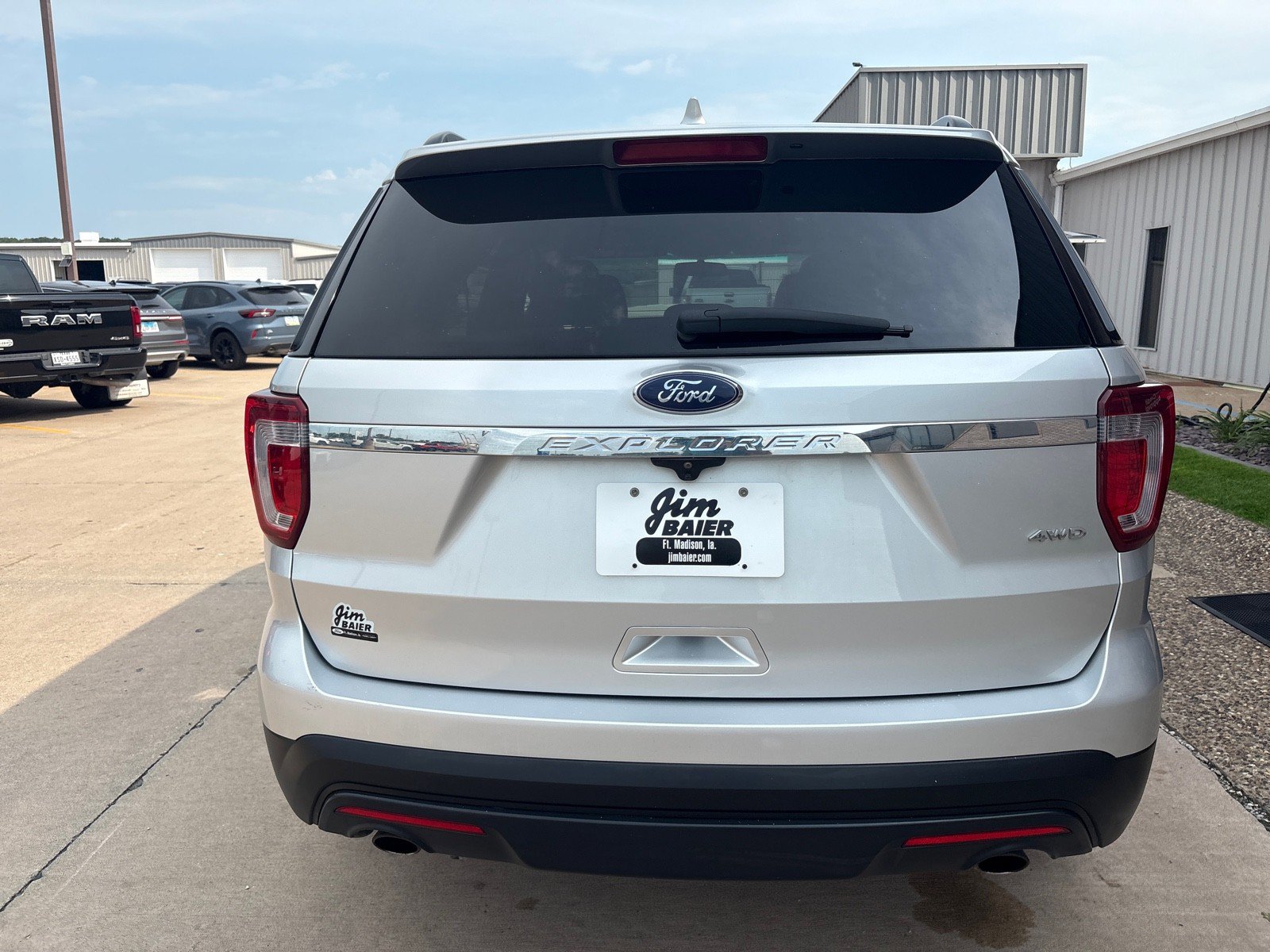 Certified 2017 Ford Explorer 4WD image 10