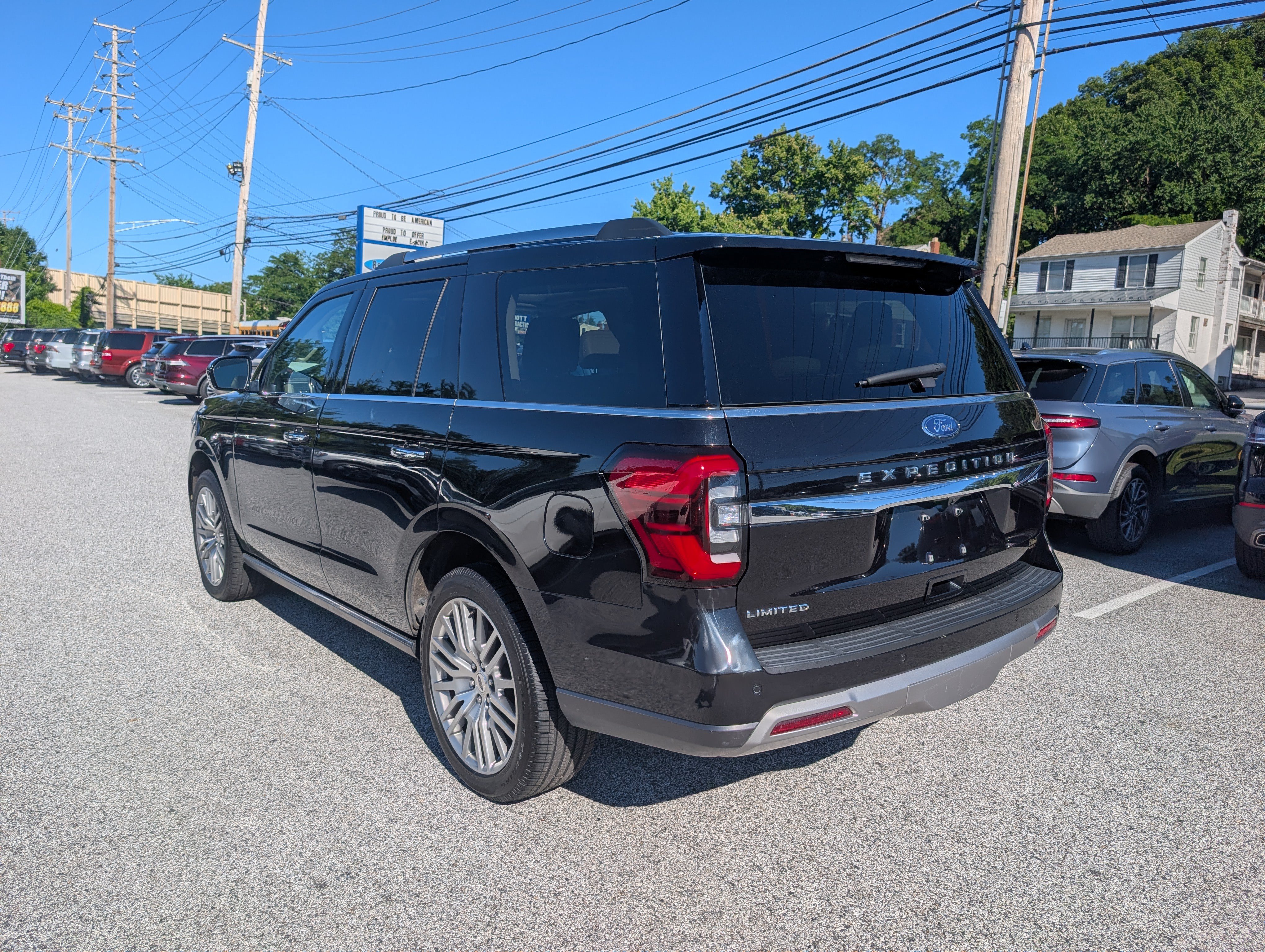 Certified 2022 Ford Expedition Limited AWD/4WD image 5