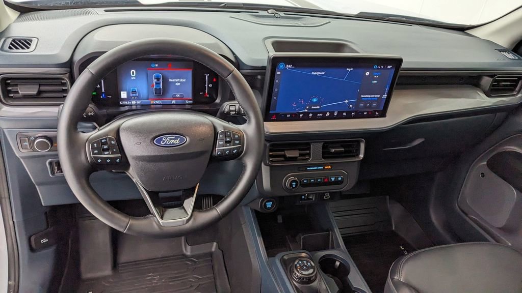 Certified 2025 Ford Maverick Lariat w/ Black Appearance Package AWD/4WD image 4