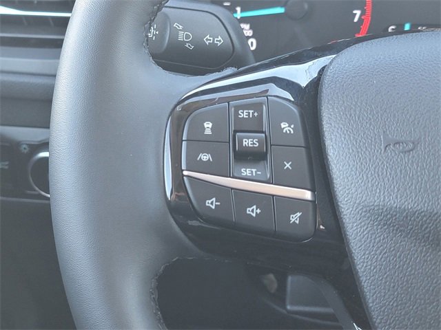 Certified 2022 Ford Escape SEL image 29