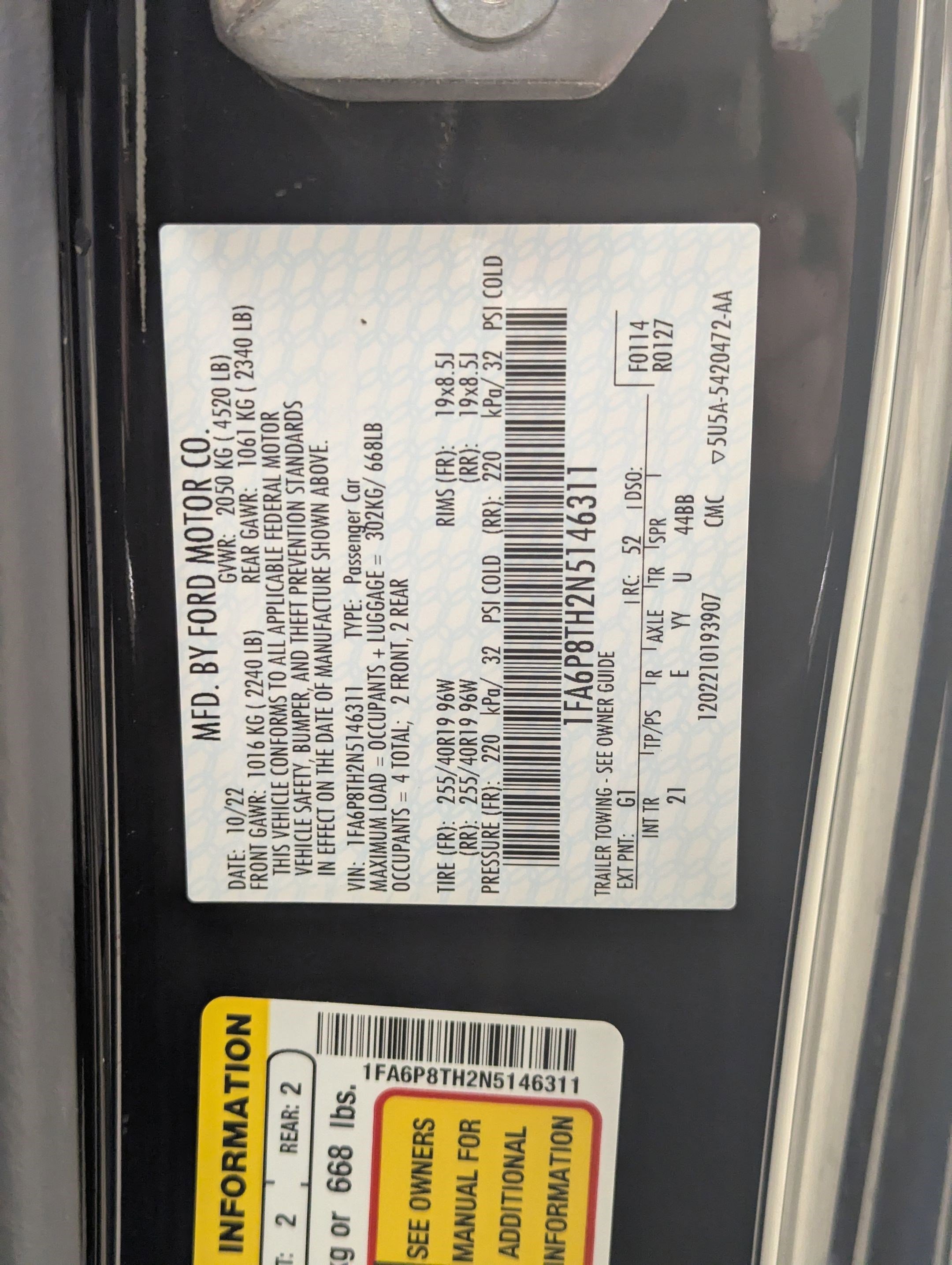 Certified 2022 Ford Mustang Coupe w/ Equipment Group 101A image 18