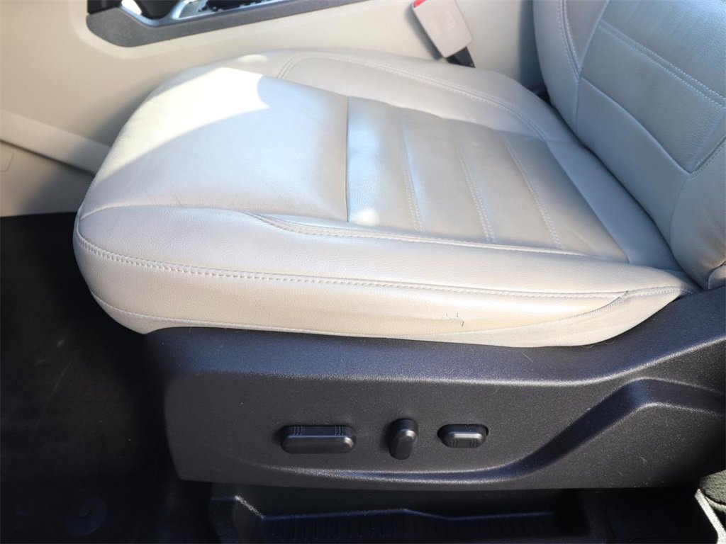 Certified 2018 Ford Escape Titanium w/ Ford Safe & Smart Package image 14