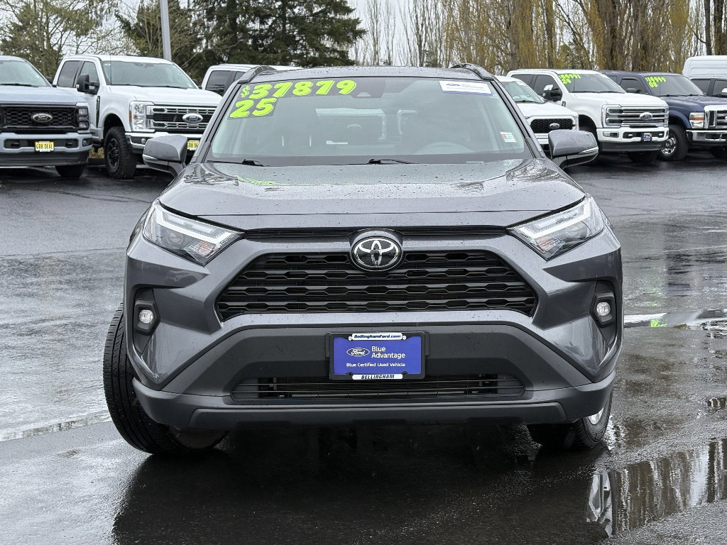 Used 2025 Toyota RAV4 XLE Premium w/ Weather Package AWD/4WD image 9