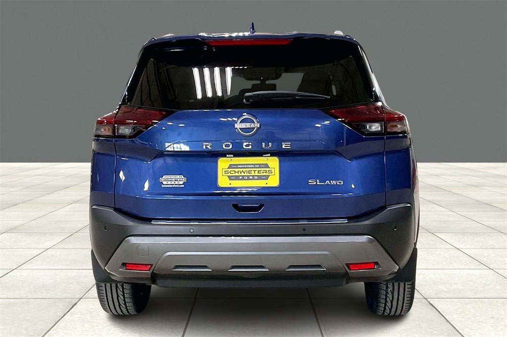 Used 2023 Nissan Rogue SL w/ SL Premium Package image 4