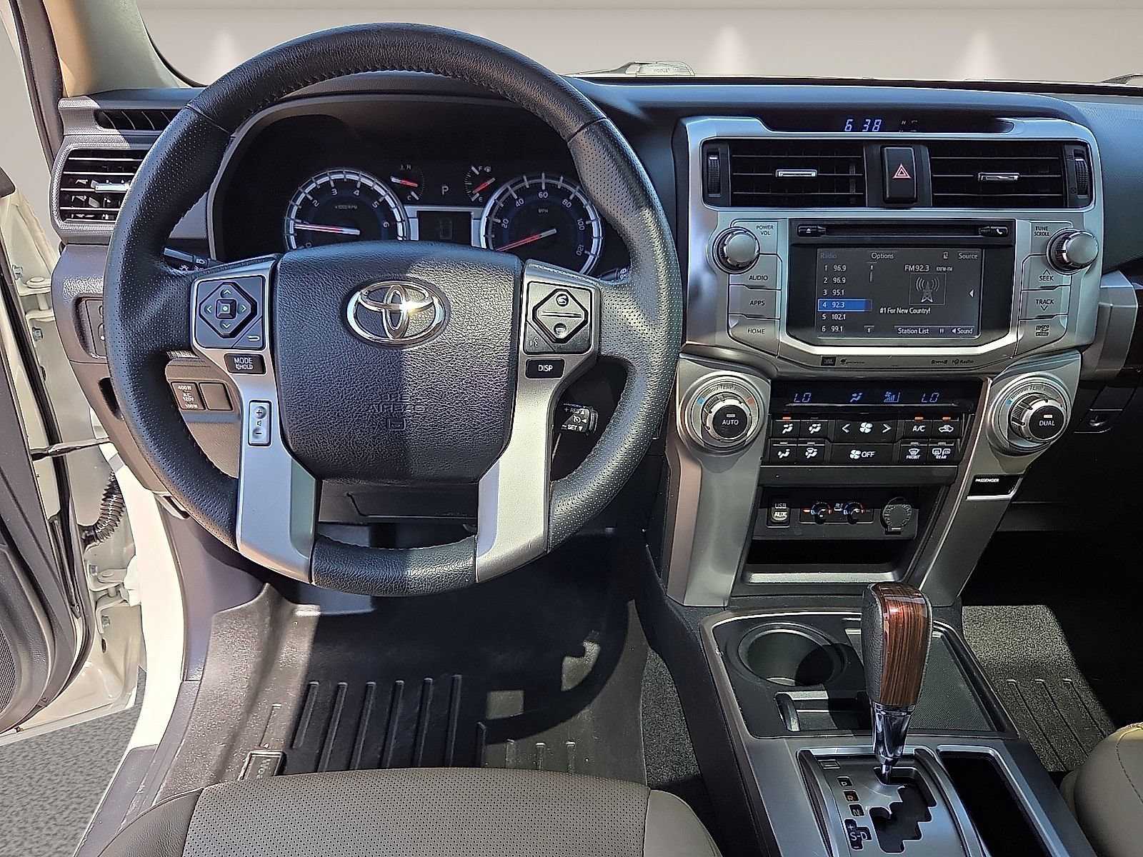 Used 2018 Toyota 4Runner Limited RWD image 12