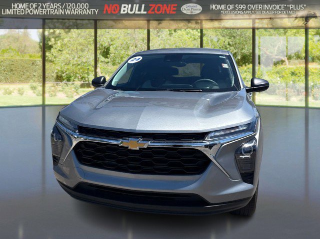 Used 2024 Chevrolet Trax LS w/ Driver Confidence Package FWD image 8