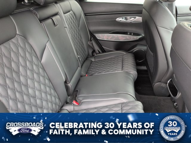 Used 2022 Genesis GV70 3.5T Sport w/ Sport Advanced Package AWD/4WD image 34