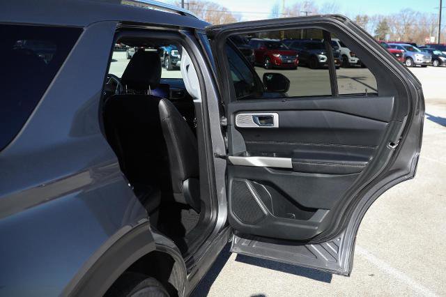 Certified 2021 Ford Explorer Limited w/ Equipment Group 301A image 39
