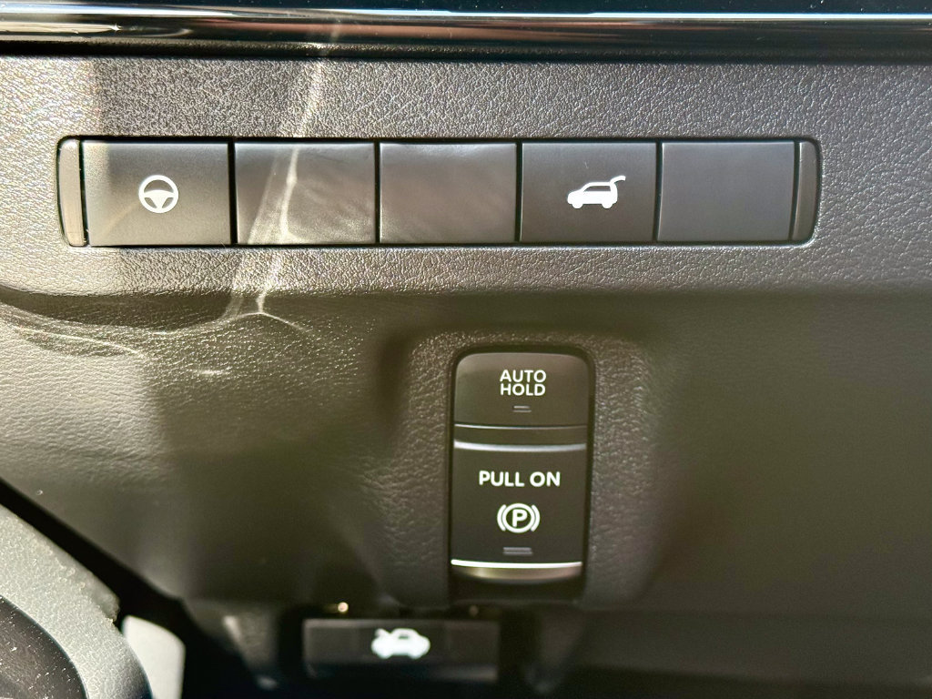 Used 2025 Nissan Murano SV AWD/4WD image 29