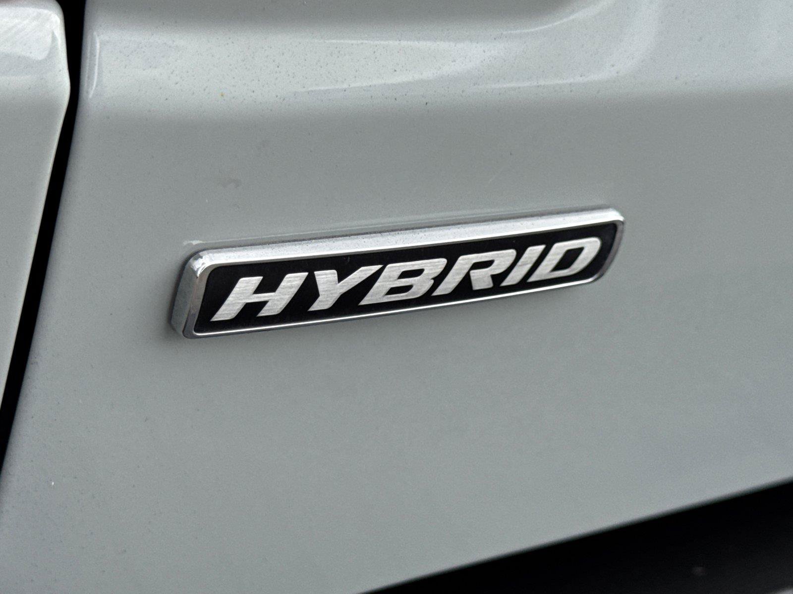 Certified 2024 Ford Maverick XL FWD image 12