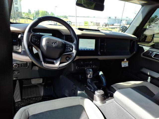 Certified 2023 Ford Bronco Wildtrak AWD/4WD image 12