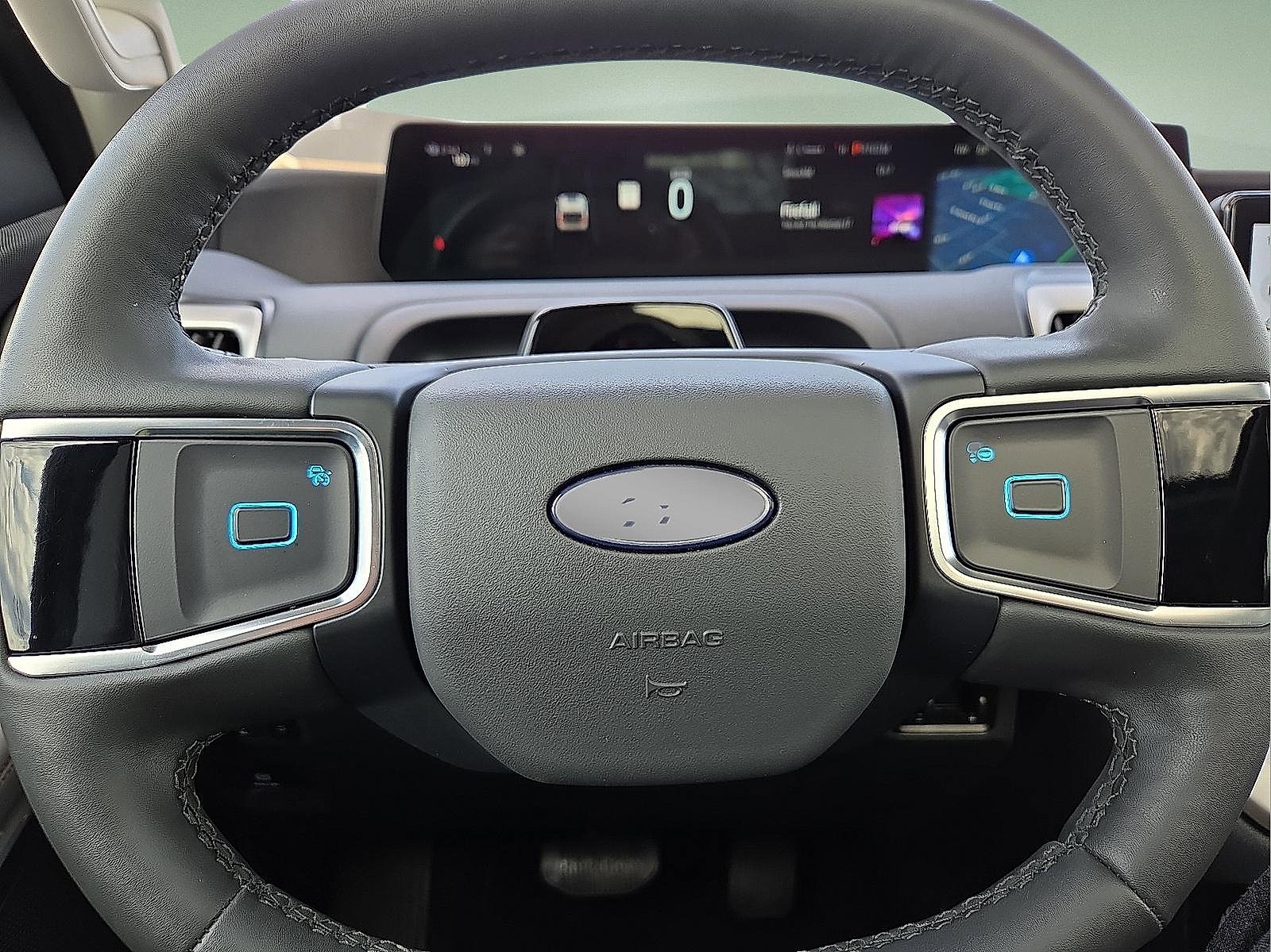 Certified 2025 Ford Expedition Active image 24