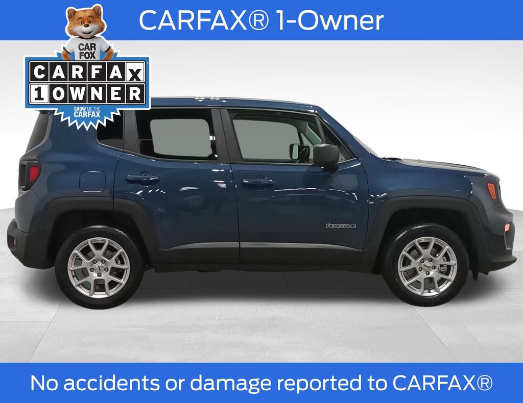 Used 2023 Jeep Renegade Latitude AWD/4WD image 2