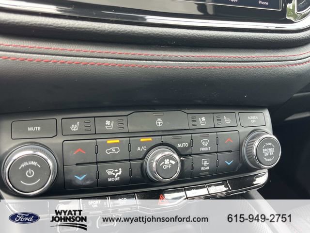 Used 2024 Dodge Durango GT RWD image 36