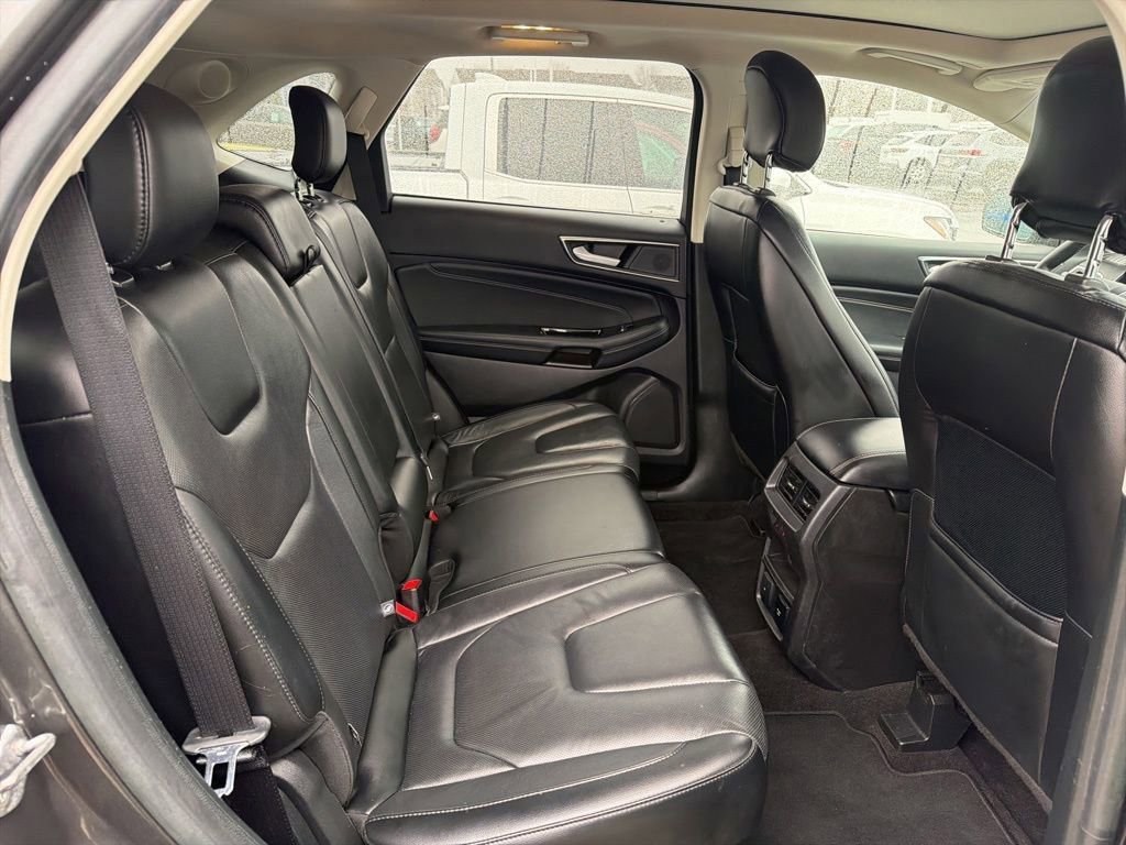 Certified 2019 Ford Edge Titanium w/ Equipment Group 301A image 38