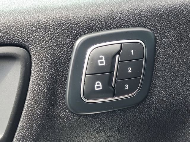 Certified 2025 Ford Escape ST-Line Select w/ Tech Pack #2 AWD/4WD image 26