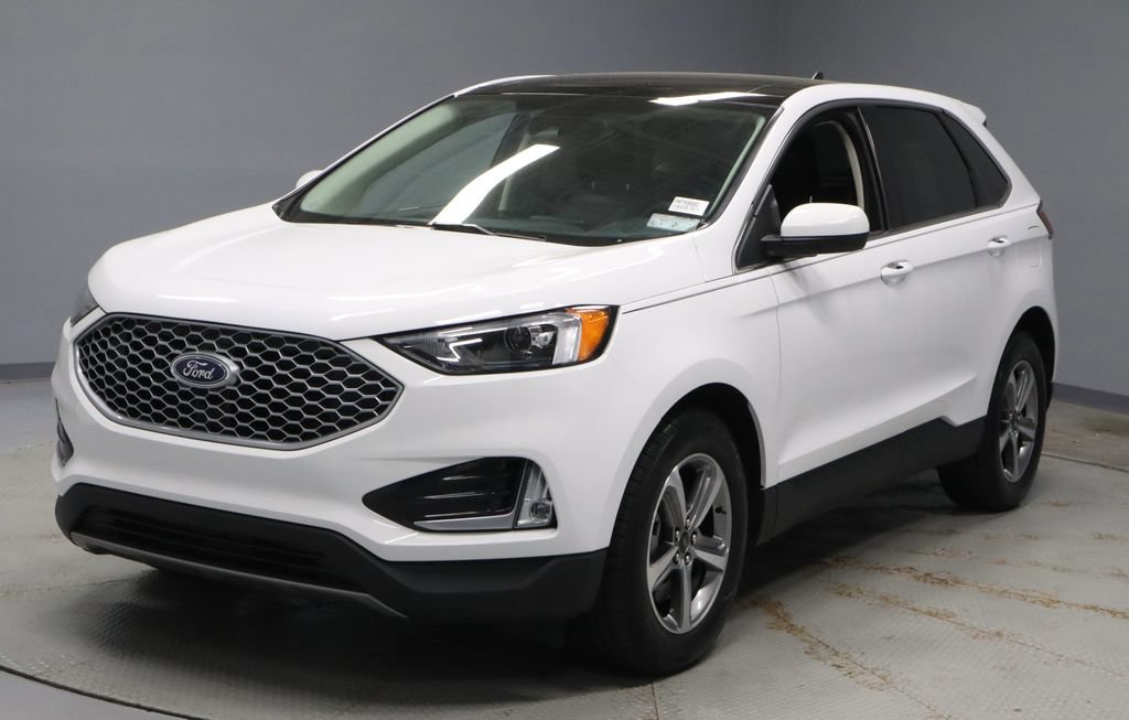 Certified 2023 Ford Edge SEL w/ Convenience Package AWD/4WD image 8
