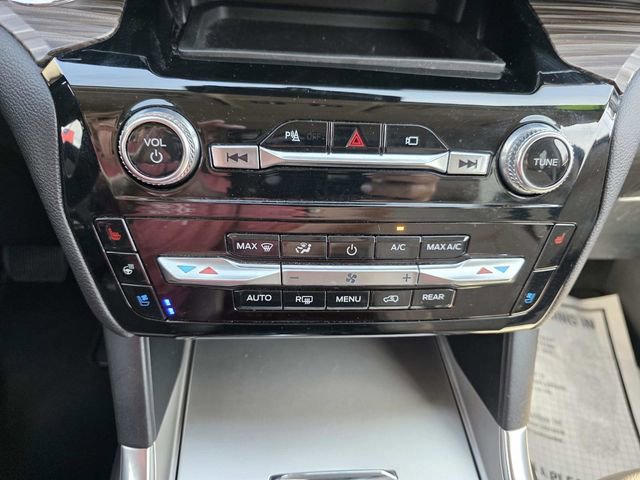 Certified 2023 Ford Explorer Limited image 16