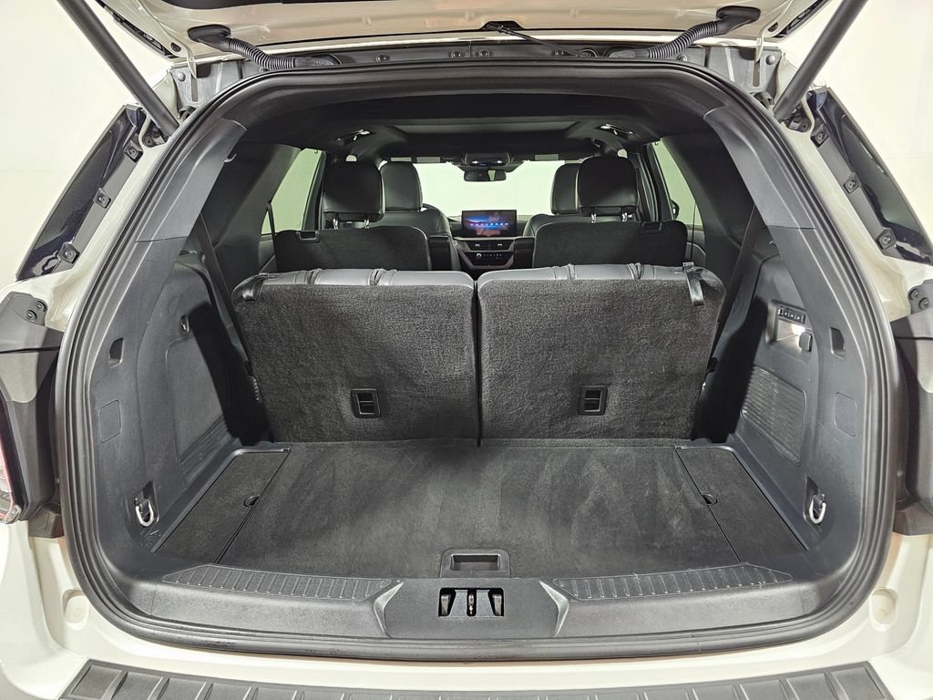 Certified 2025 Ford Explorer ST AWD/4WD image 16