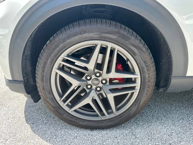 Certified 2025 Ford Explorer ST w/ Sun And Sound Package AWD/4WD image 37