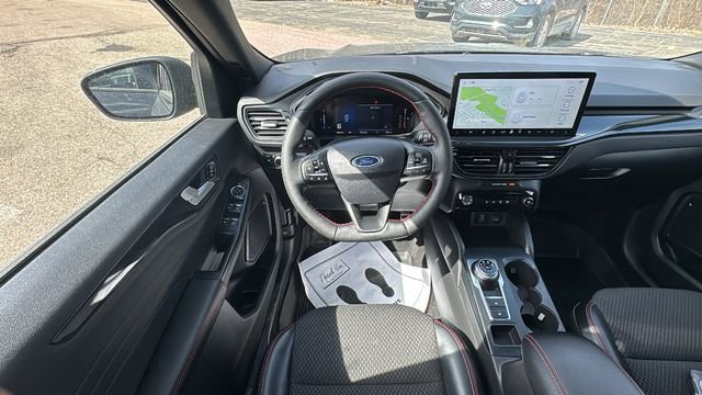 Certified 2024 Ford Escape ST-Line w/ Tech Pack #1 image 15