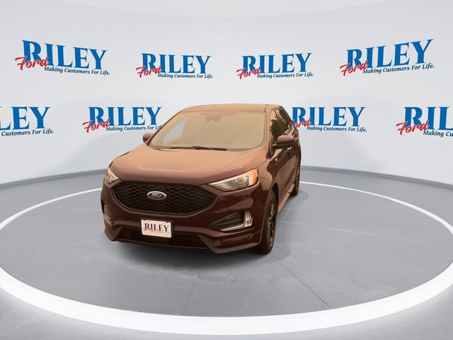 Certified 2024 Ford Edge ST-Line w/ Class II Trailer Tow Package AWD/4WD image 6