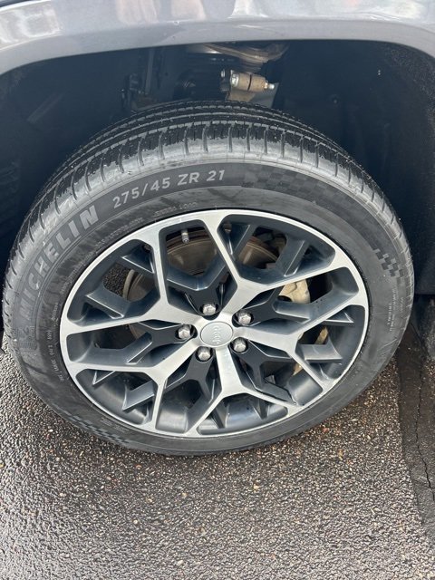 Used 2022 Jeep Grand Cherokee Summit image 7