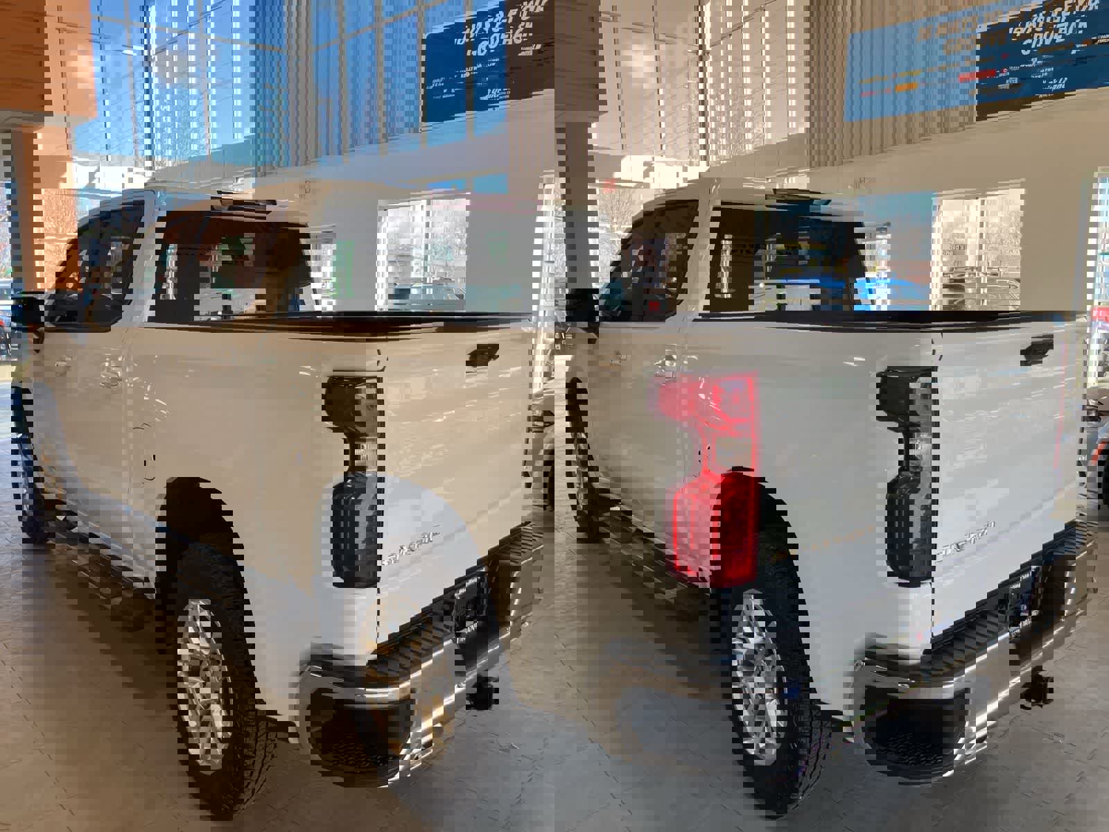 Used 2023 Chevrolet Silverado 1500 LT w/ Z71 Off-Road Package image 3