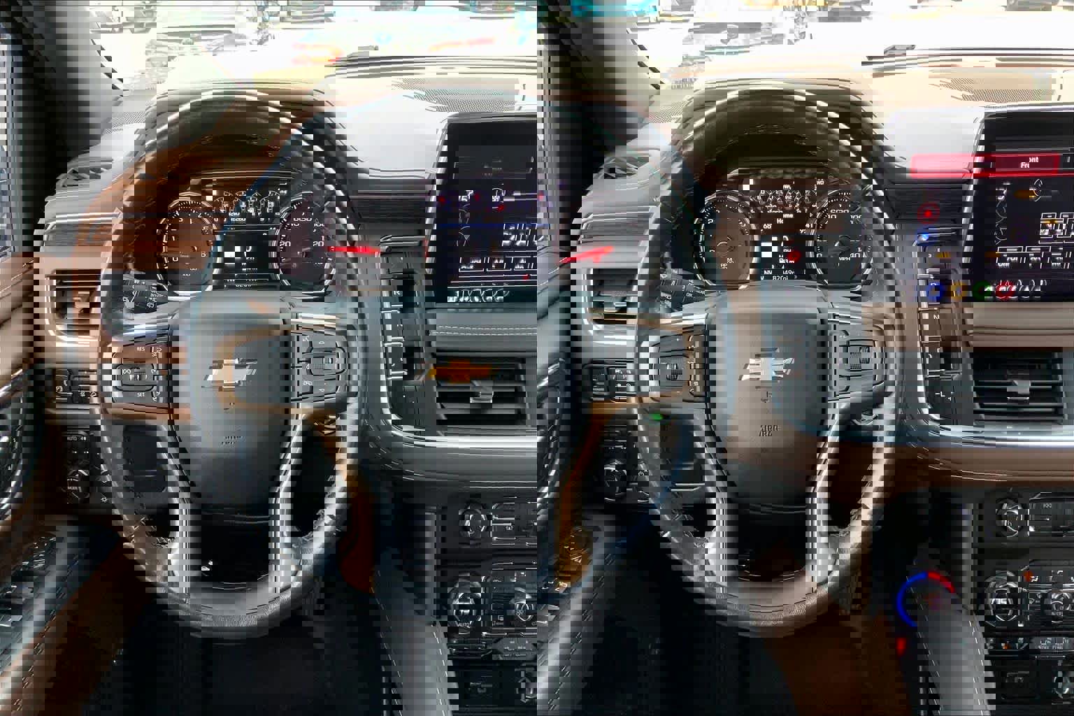 Used 2021 Chevrolet Suburban High Country image 7