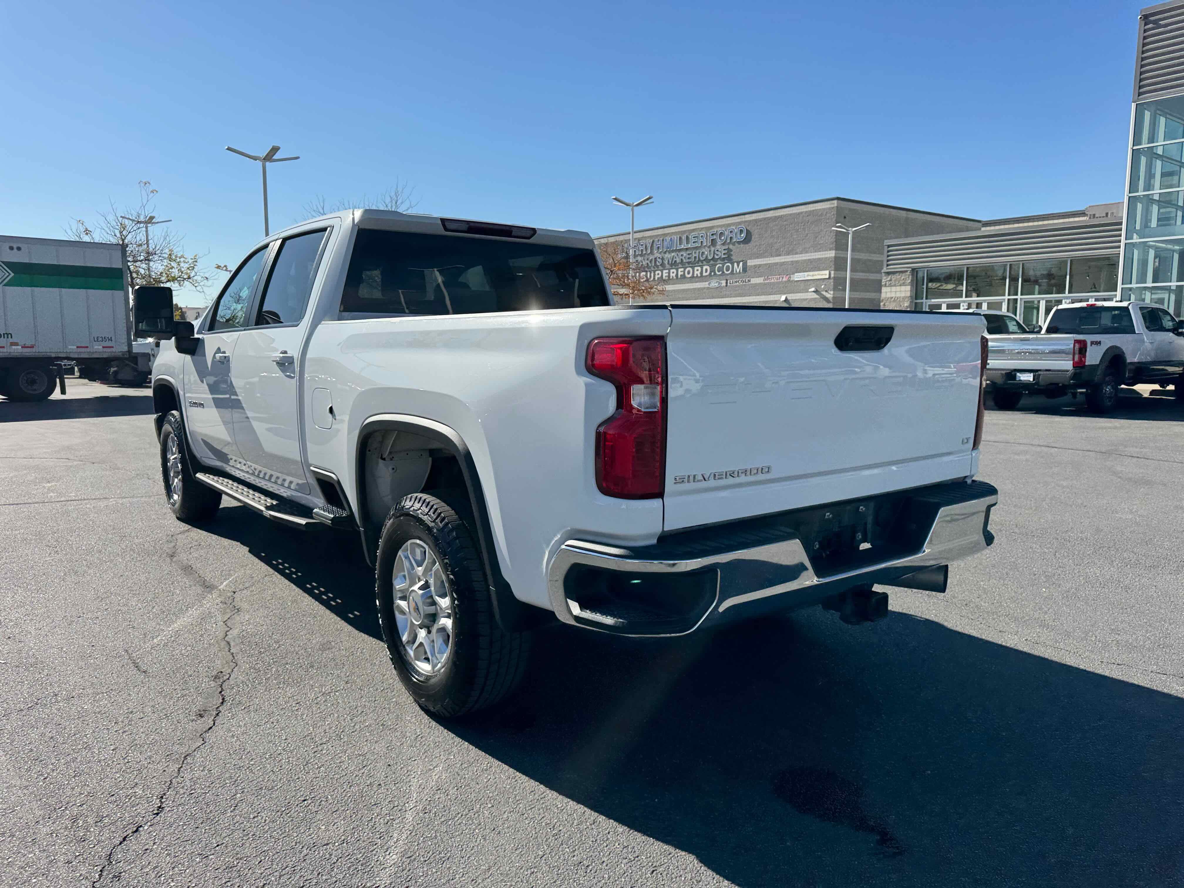 Used 2023 Chevrolet Silverado 3500 LT w/ Gooseneck/5TH Wheel Package image 3