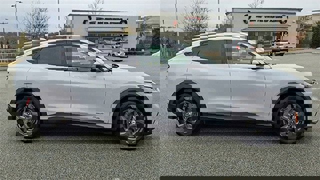 Certified 2021 Ford Mustang Mach-E Select image 10