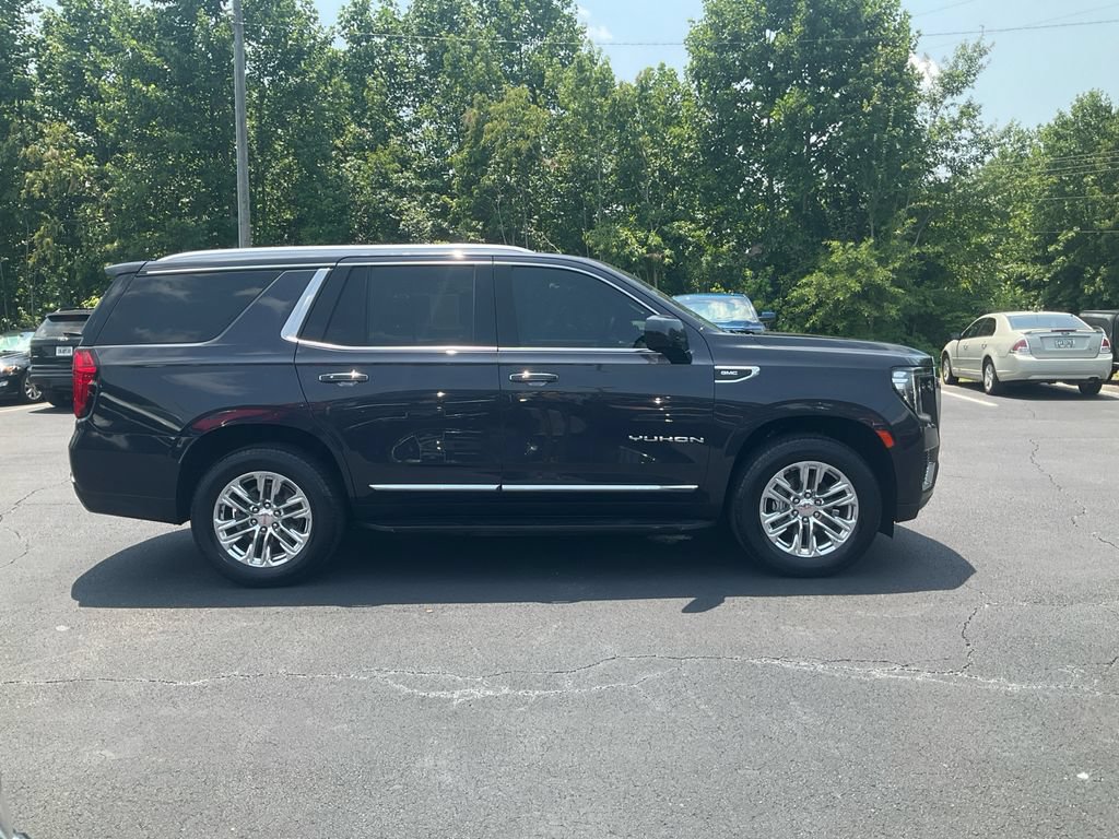 Used 2023 GMC Yukon SLT AWD/4WD image 4
