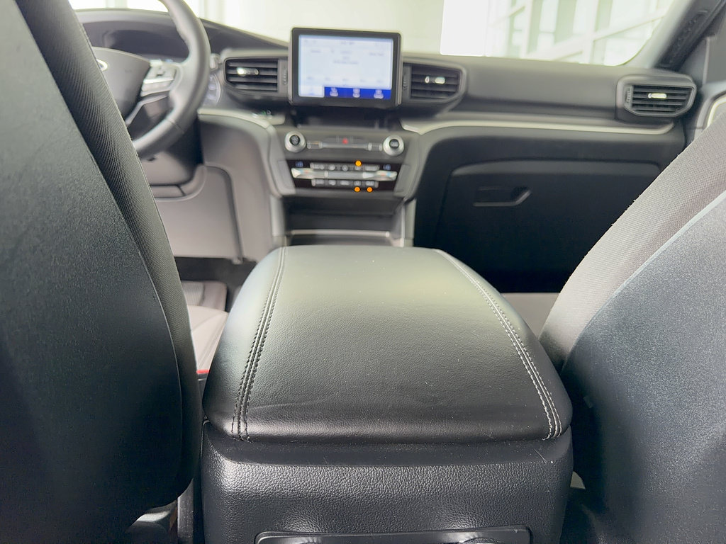 Certified 2020 Ford Explorer XLT AWD/4WD image 30