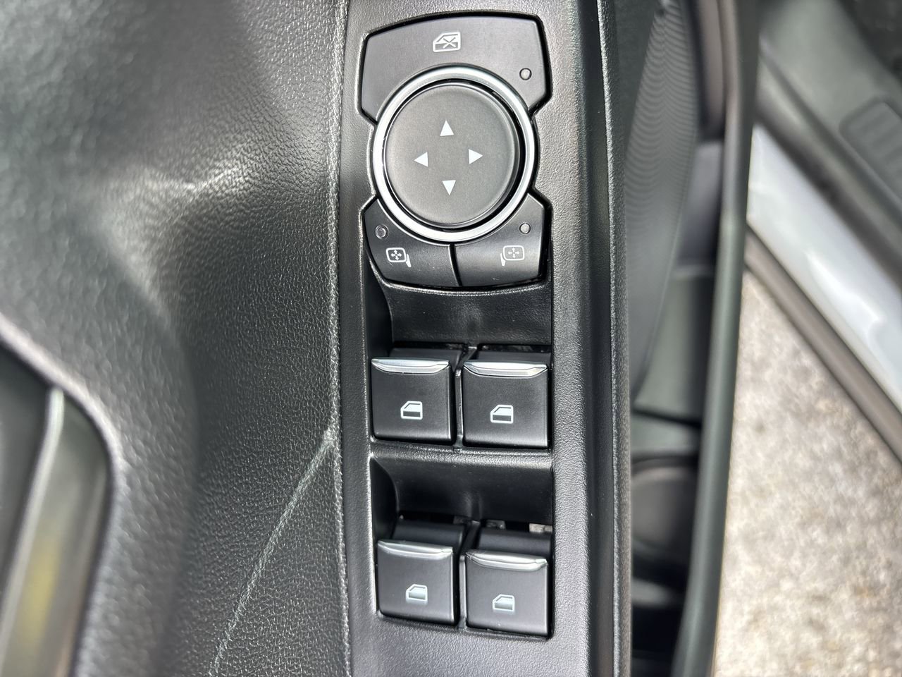 Certified 2025 Ford Escape Active AWD/4WD image 17