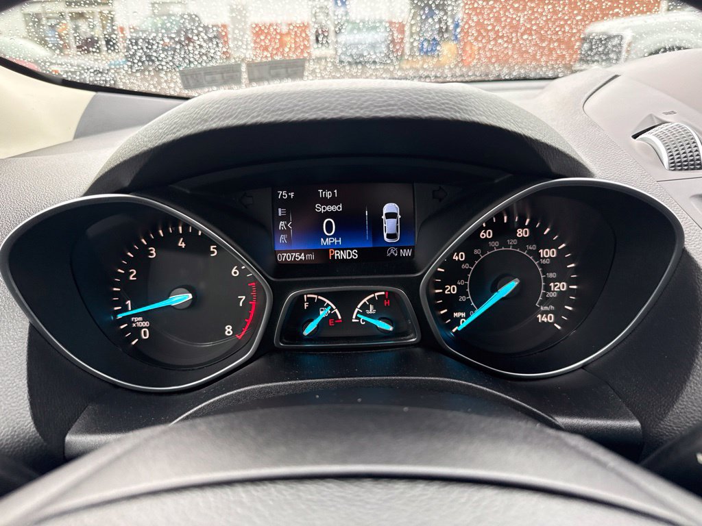 Certified 2017 Ford Escape Titanium AWD/4WD image 23