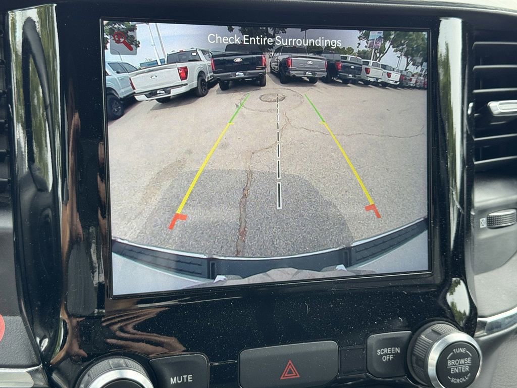 Used 2024 RAM 1500 Laramie AWD/4WD image 21