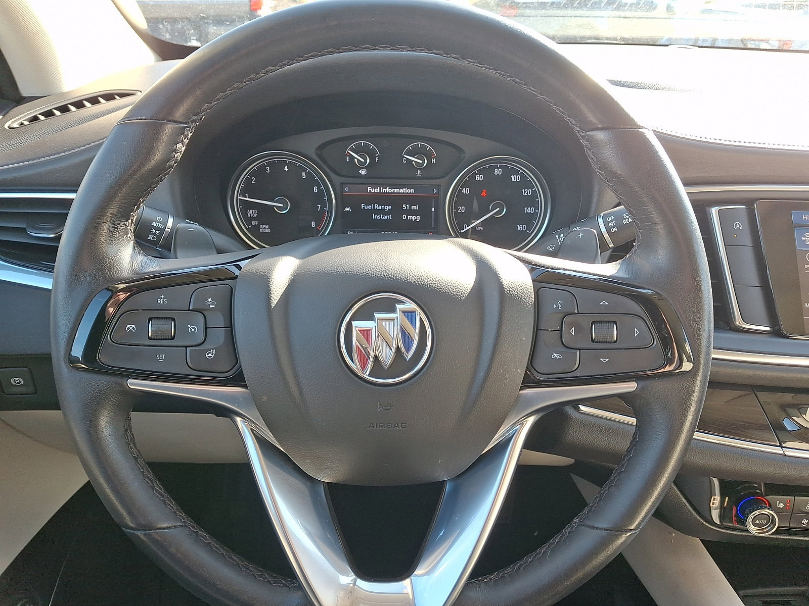 Used 2023 Buick Enclave Essence image 25